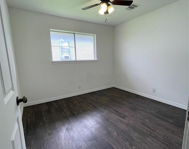 6 N Avenue C - Photo Thumbnail 15