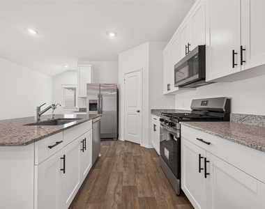31115 Bonnington Venture Drive - Photo Thumbnail 5