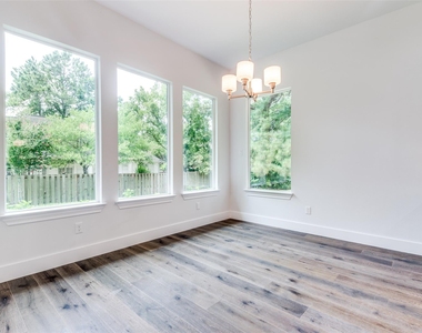144 Monterrey Road - Photo Thumbnail 12