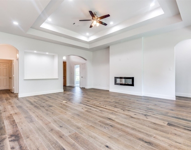 144 Monterrey Road - Photo Thumbnail 7