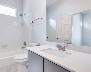 144 Monterrey Road - Photo Thumbnail 16