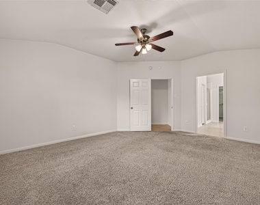 13109 Rippling Creek Lane - Photo Thumbnail 16