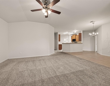 13109 Rippling Creek Lane - Photo Thumbnail 5