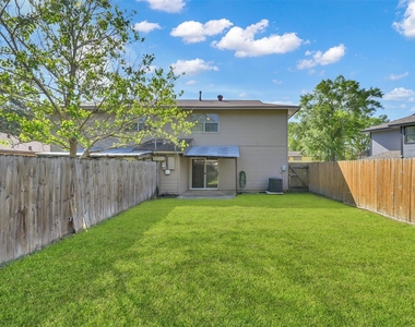 1603 Hazelwood Street Street - Photo Thumbnail 16