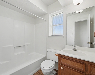 1605 Hazelwood Street - Photo Thumbnail 13