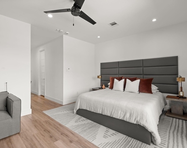 409 Blueberry Street - Photo Thumbnail 18