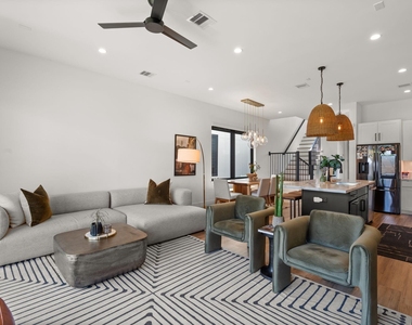 409 Blueberry Street - Photo Thumbnail 6