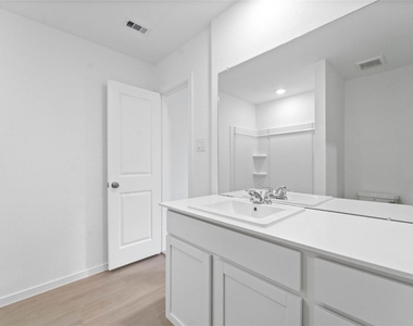 28735 Texas Plains Drive - Photo Thumbnail 14
