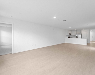 28735 Texas Plains Drive - Photo Thumbnail 5