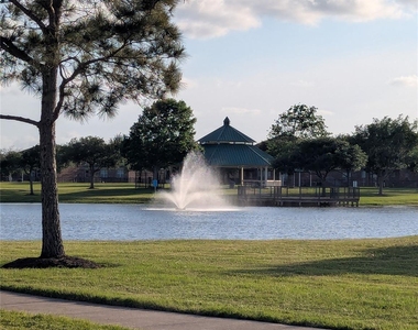 3919 Hollow Cove Lane - Photo Thumbnail 20