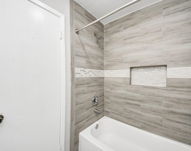 11122 Windmark Place - Photo Thumbnail 31