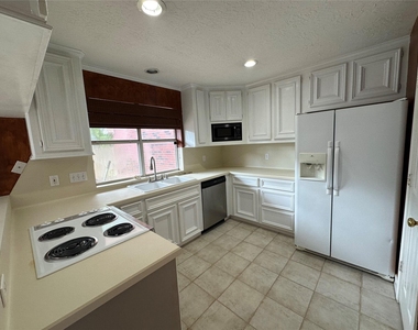 443 N Rivershire Drive - Photo Thumbnail 5