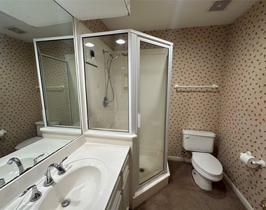 443 N Rivershire Drive - Photo Thumbnail 13