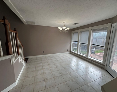 443 N Rivershire Drive - Photo Thumbnail 7