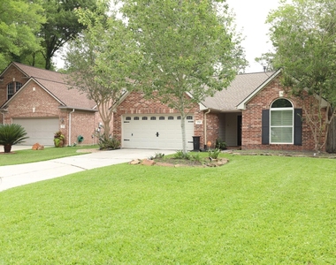 1715 Red Oak Terrace - Photo Thumbnail 2