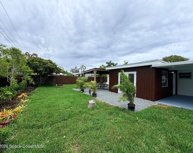 205 Melaleuca Drive E - Photo Thumbnail 14