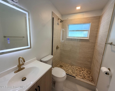 205 Melaleuca Drive E - Photo Thumbnail 7