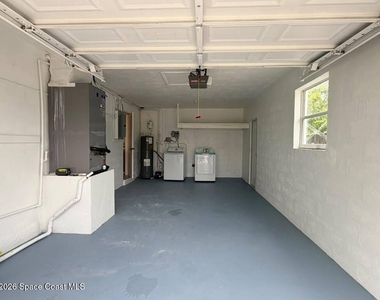 205 Melaleuca Drive E - Photo Thumbnail 17