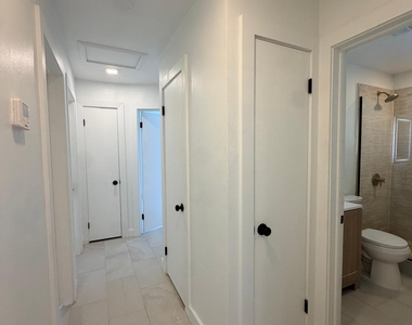 205 Melaleuca Drive E - Photo Thumbnail 8