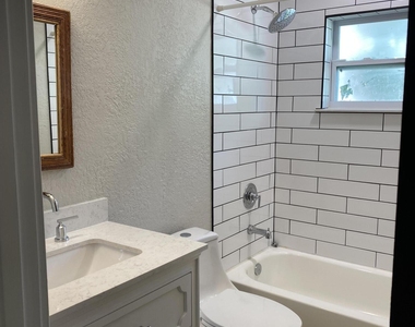 411 Palmetto Avenue - Photo Thumbnail 7