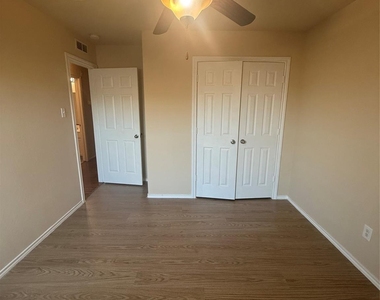 22607 Banter Point Lane - Photo Thumbnail 19