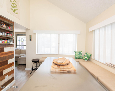 401 Seaport Boulevard - Photo Thumbnail 9