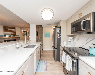 401 Seaport Boulevard - Photo Thumbnail 16