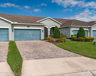 7954 Loren Cove Drive - Photo Thumbnail 2