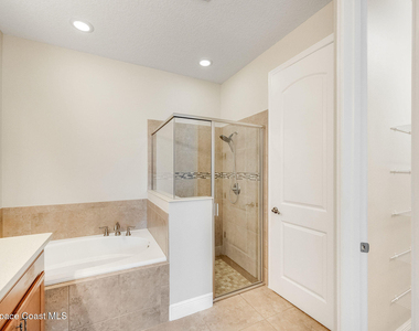7954 Loren Cove Drive - Photo Thumbnail 30