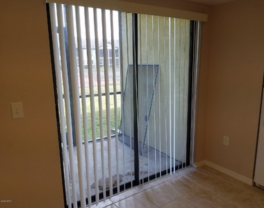 1515 Huntington Lane - Photo Thumbnail 4