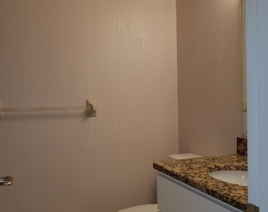1515 Huntington Lane - Photo Thumbnail 6