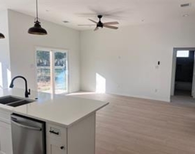 265 County Road 3371a - Photo Thumbnail 7