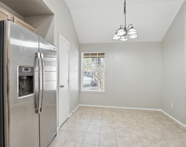 2618 Heatherknoll Drive - Photo Thumbnail 13