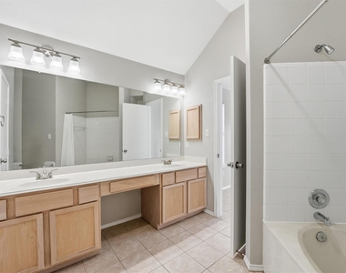 2618 Heatherknoll Drive - Photo Thumbnail 20