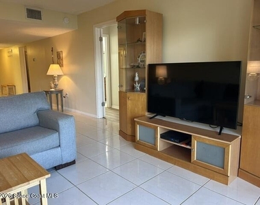3170 N Atlantic Avenue - Photo Thumbnail 8