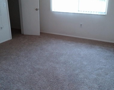 1200 Vineland Street - Photo Thumbnail 7