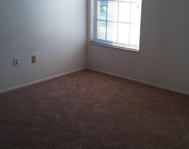 1200 Vineland Street - Photo Thumbnail 8