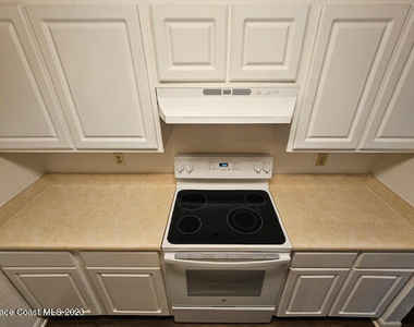 3545 Sable Palm Lane - Photo Thumbnail 3