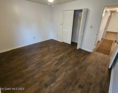 3545 Sable Palm Lane - Photo Thumbnail 10