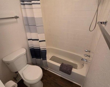 3545 Sable Palm Lane - Photo Thumbnail 15