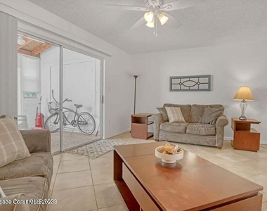 313 Seaport Boulevard - Photo Thumbnail 18