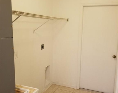 8025 98th Court - Photo Thumbnail 21