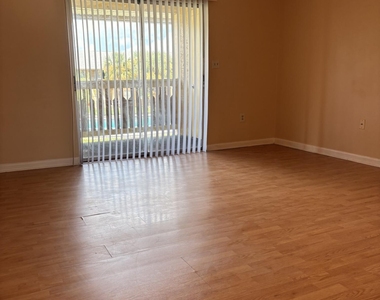 248 Berkshire Lane - Photo Thumbnail 3