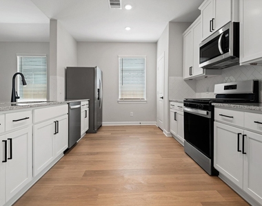 21723 Lavender Falls Drive - Photo Thumbnail 5