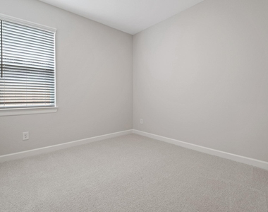 21723 Lavender Falls Drive - Photo Thumbnail 15