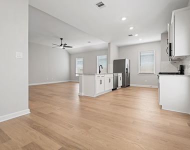21723 Lavender Falls Drive - Photo Thumbnail 4