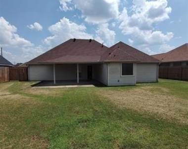 5330 Wellington Lane - Photo Thumbnail 18