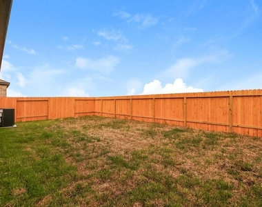 7619 Tipton Meadow Way - Photo Thumbnail 14