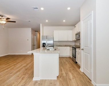 7619 Tipton Meadow Way - Photo Thumbnail 5