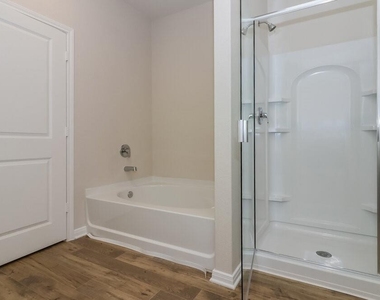 7619 Tipton Meadow Way - Photo Thumbnail 8